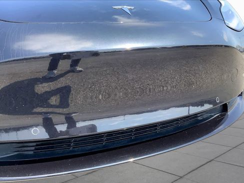 Used 2018 Tesla Model 3 Long Range RWD image 27