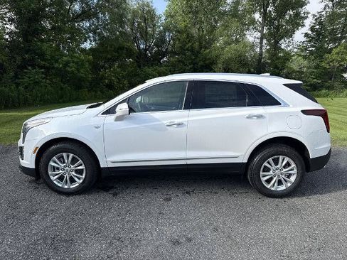 New 2026 Cadillac XT5 Luxury AWD/4WD image 2