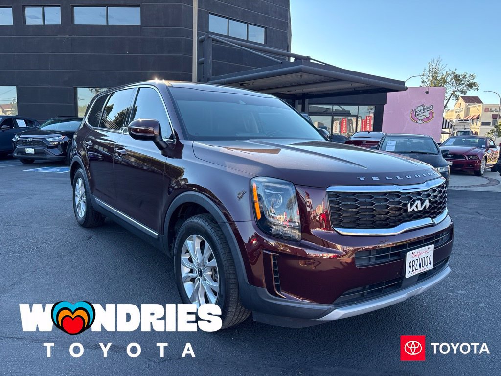 Used 2022 Kia Telluride LX AWD/4WD image 1