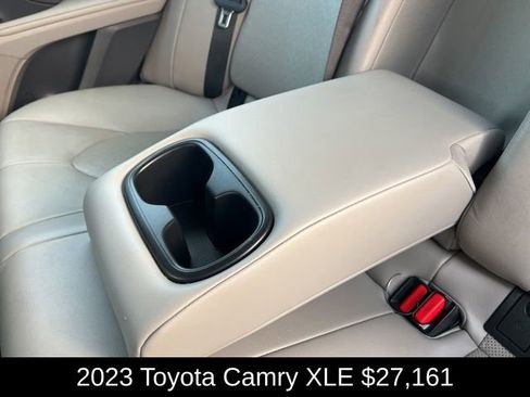 Used 2023 Toyota Camry XLE image 30