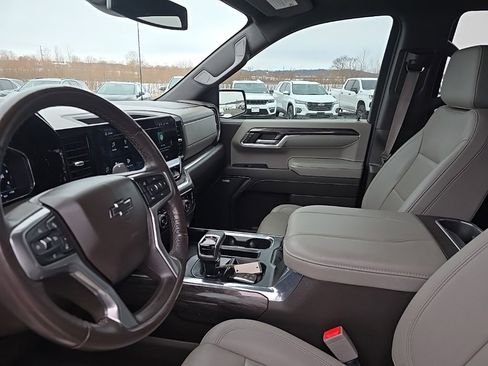 Certified 2023 Chevrolet Silverado 1500 LTZ w/ LTZ Premium Package image 36