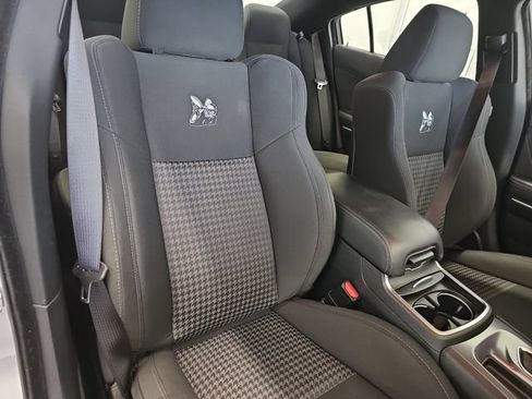 Used 2019 Dodge Charger Scat Pack w/ Navigation & Travel Group RWD image 30