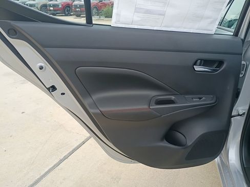 New 2025 Nissan Versa SR w/ Trunk Package image 22