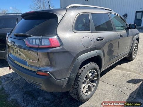 Used 2020 Jeep Cherokee Trailhawk w/ Cold Weather Group image 3