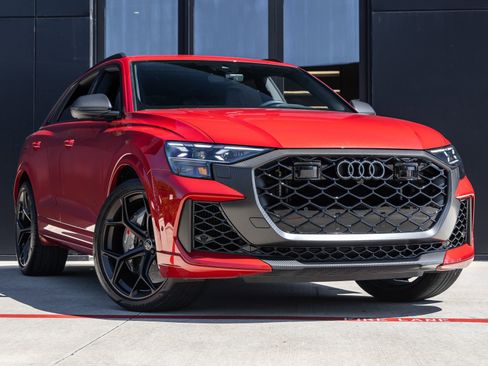 Used 2025 Audi RS Q8 performance AWD/4WD image 2