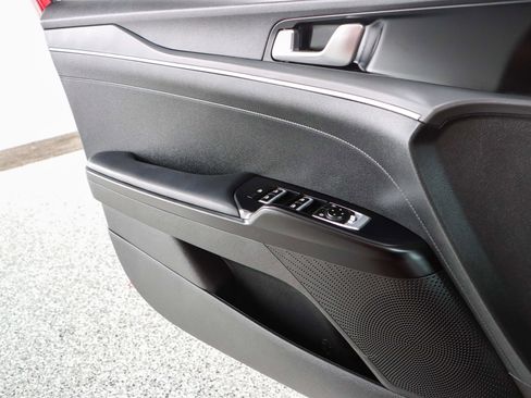 Used 2022 Kia K5 GT-Line image 21