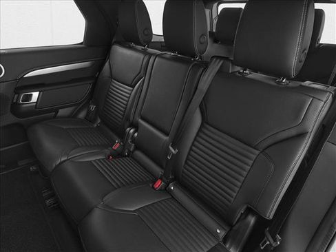 New 2024 Land Rover Discovery Dynamic SE AWD/4WD image 9