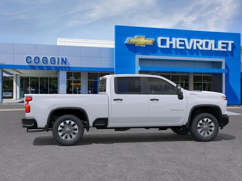 New 2026 Chevrolet Silverado 2500 Custom w/ Custom Value Package image 5