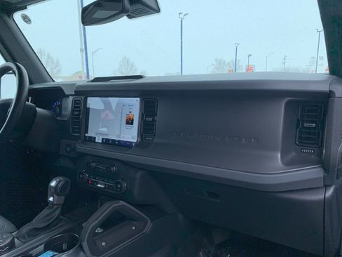 Used 2024 Ford Bronco Big Bend image 18