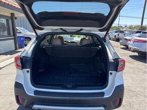 Used 2021 Subaru Outback Limited AWD/4WD image 8
