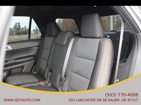 Used 2013 Ford Explorer XLT w/ Class III Trailer Tow Pkg FWD image 15
