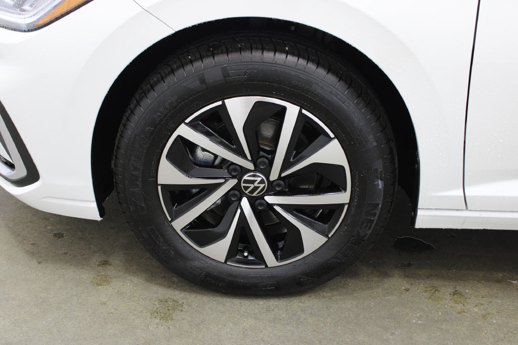 Used 2026 Volkswagen Jetta S FWD image 25