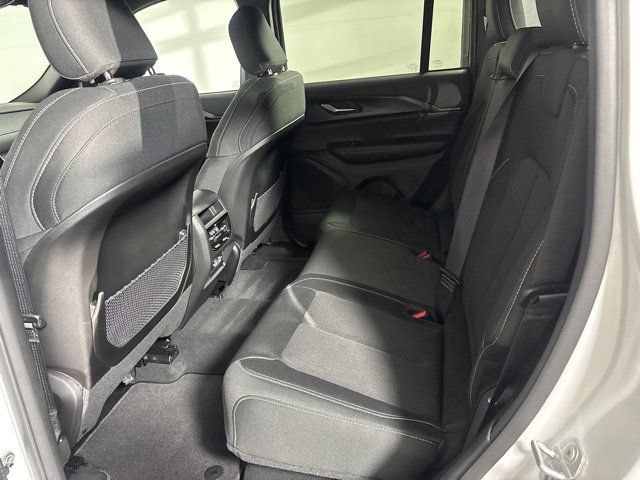 New 2026 Jeep Grand Cherokee Laredo X AWD/4WD image 23
