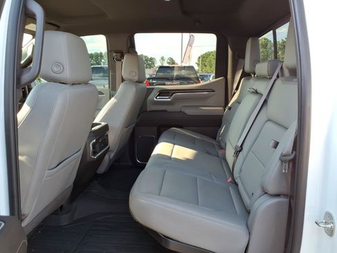 Used 2023 GMC Sierra 1500 SLT w/ SLT Premium Plus Package AWD/4WD image 22
