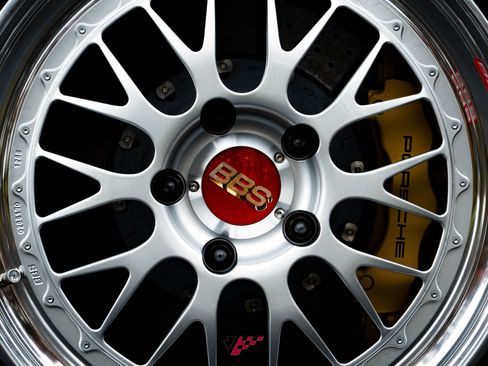 Used 2008 Porsche 911 GT2 RWD image 19