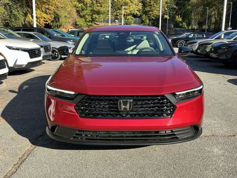 New 2025 Honda Accord SE image 6