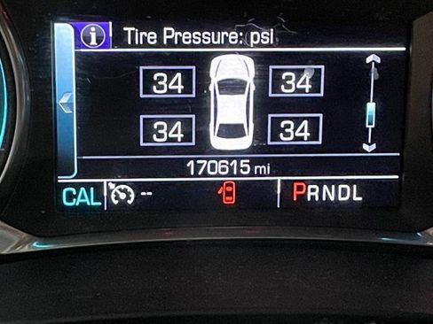 Used 2017 Chevrolet Malibu Hybrid w/ Driver Confidence Package image 36