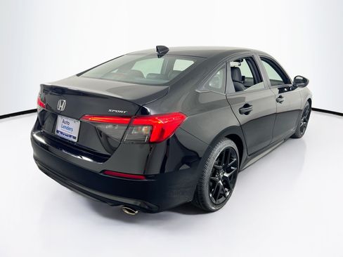 Used 2023 Honda Civic Sport image 5