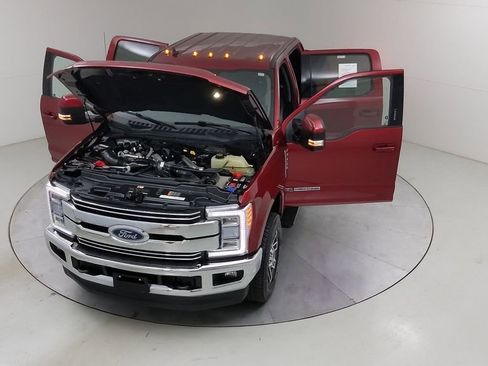 Used 2019 Ford F250 Lariat w/ Lariat Ultimate Package AWD/4WD image 48