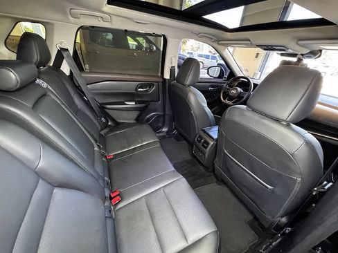 Used 2023 Nissan Rogue SV w/ SV Premium B Package AWD/4WD image 50