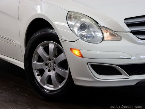 Used 2007 Mercedes-Benz R 350 4MATIC image 3