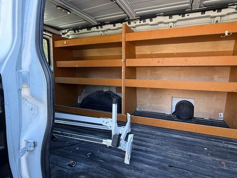 Used 2017 GMC Savana 2500 RWD image 18