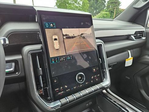 New 2026 GMC Yukon Elevation AWD/4WD image 35
