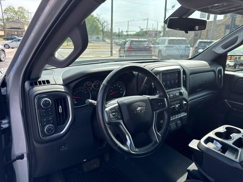 Used 2021 Chevrolet Silverado 1500 RST w/ Z71 Off-Road Package AWD/4WD image 9
