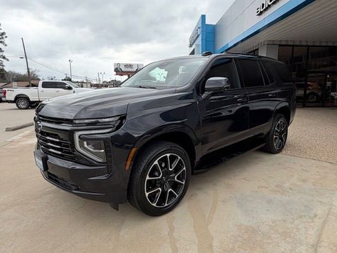 Used 2025 Chevrolet Tahoe RST w/ Comfort Package image 5