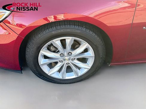 Used 2020 Chevrolet Malibu LT image 24