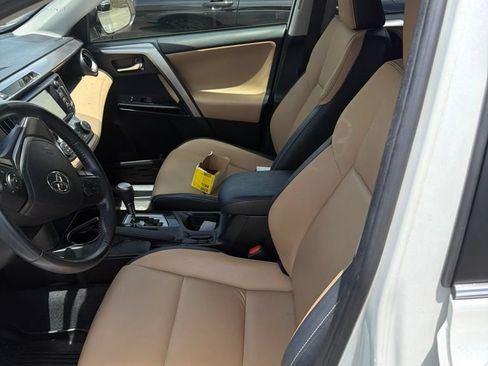 Used 2017 Toyota RAV4 Limited FWD image 11