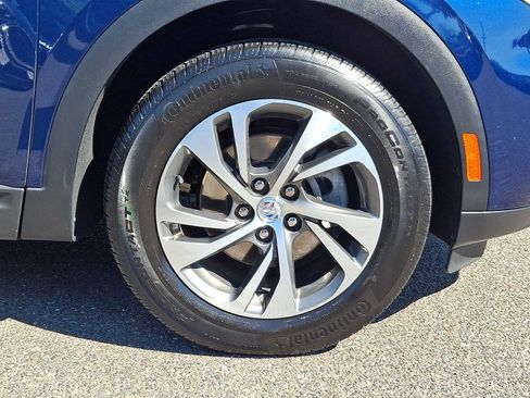 Used 2023 Buick Envision Essence AWD/4WD image 9