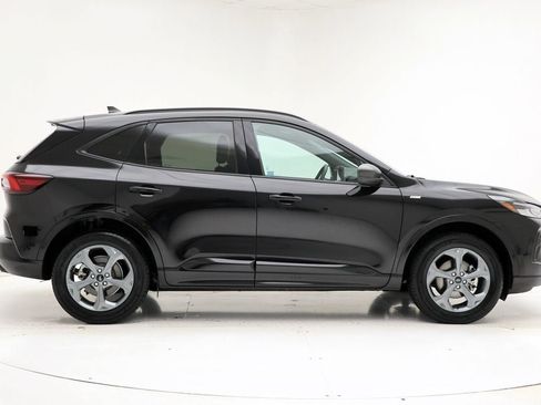 Used 2024 Ford Escape ST-Line image 3