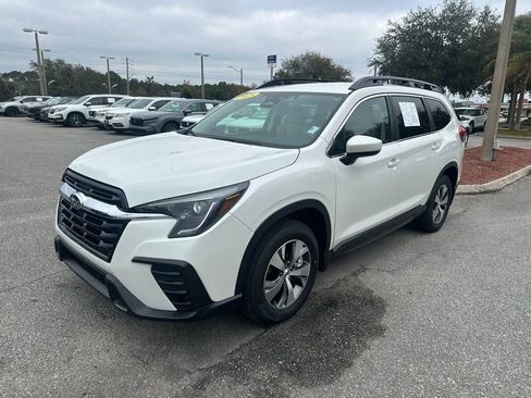 Used 2025 Subaru Ascent Premium image 13