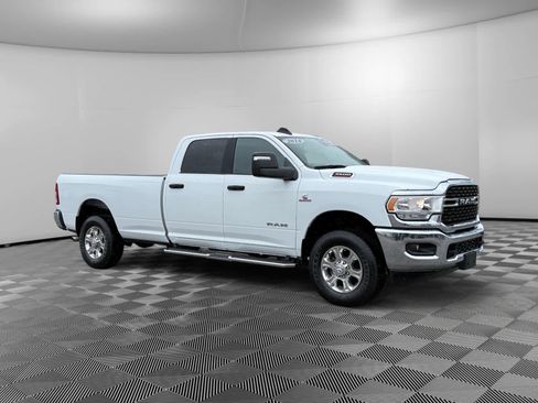 Used 2024 RAM 3500 Big Horn image 7