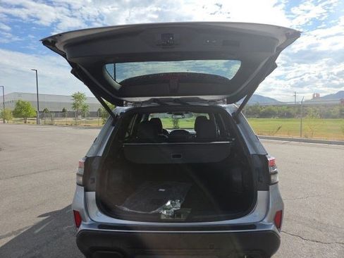 Used 2026 Subaru Forester Touring AWD/4WD image 16