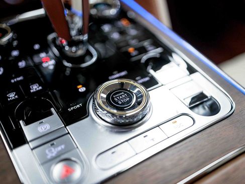 Used 2022 Bentley Flying Spur W12 AWD/4WD image 92