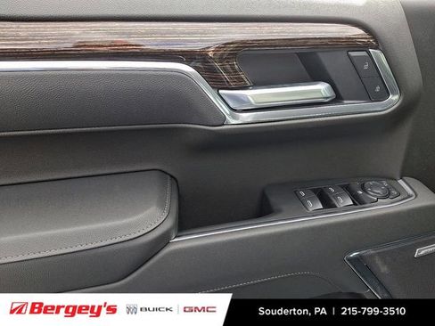 New 2026 GMC Sierra 1500 Elevation image 9