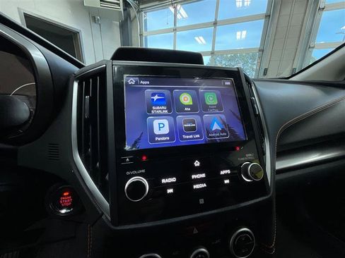 Used 2018 Subaru Crosstrek 2.0i Limited image 17