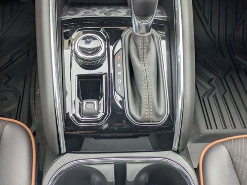 New 2026 GMC Canyon AT4 AWD/4WD image 13