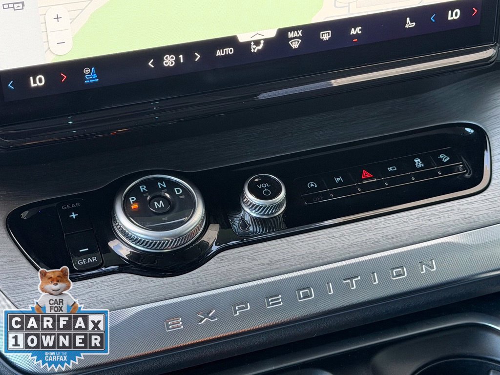 Used 2025 Ford Expedition Max Platinum AWD/4WD image 16
