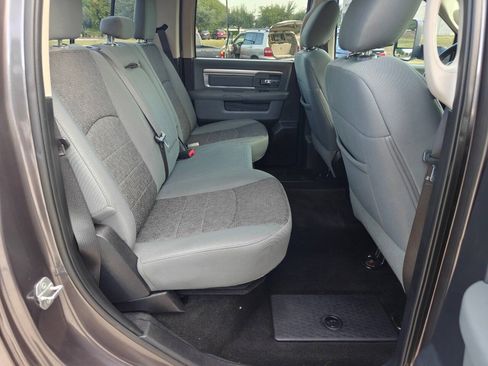 Used 2015 RAM 1500 Lone Star RWD image 17