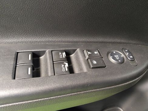 Used 2015 Honda Accord Touring image 27