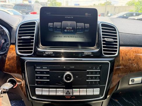 Used 2017 Mercedes-Benz GLS 450 4MATIC image 23
