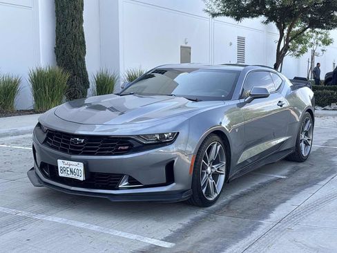 Used 2020 Chevrolet Camaro LT w/ RS Package RWD image 7