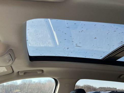 Used 2023 GMC Terrain Denali w/ Denali Premium Package image 11