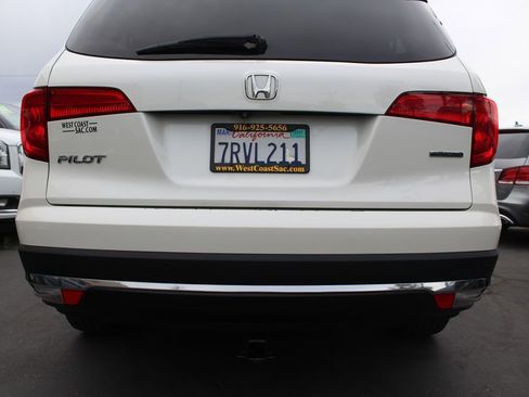 Used 2016 Honda Pilot Touring image 15