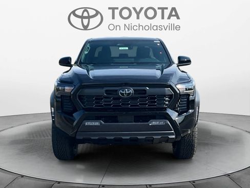 New 2026 Toyota Tacoma TRD Off-Road AWD/4WD image 8