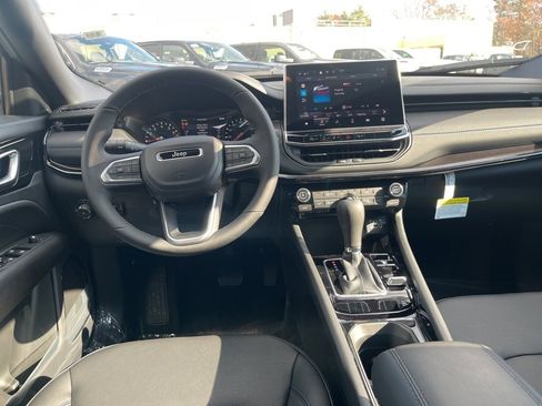 New 2026 Jeep Compass Limited image 17