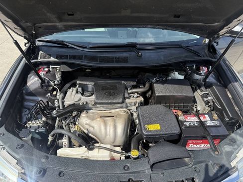 Used 2012 Toyota Camry LE FWD image 26
